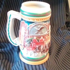 Vintage 1997 CS313 Clydesdale Home For The Holidays Christmas Budweiser Stein